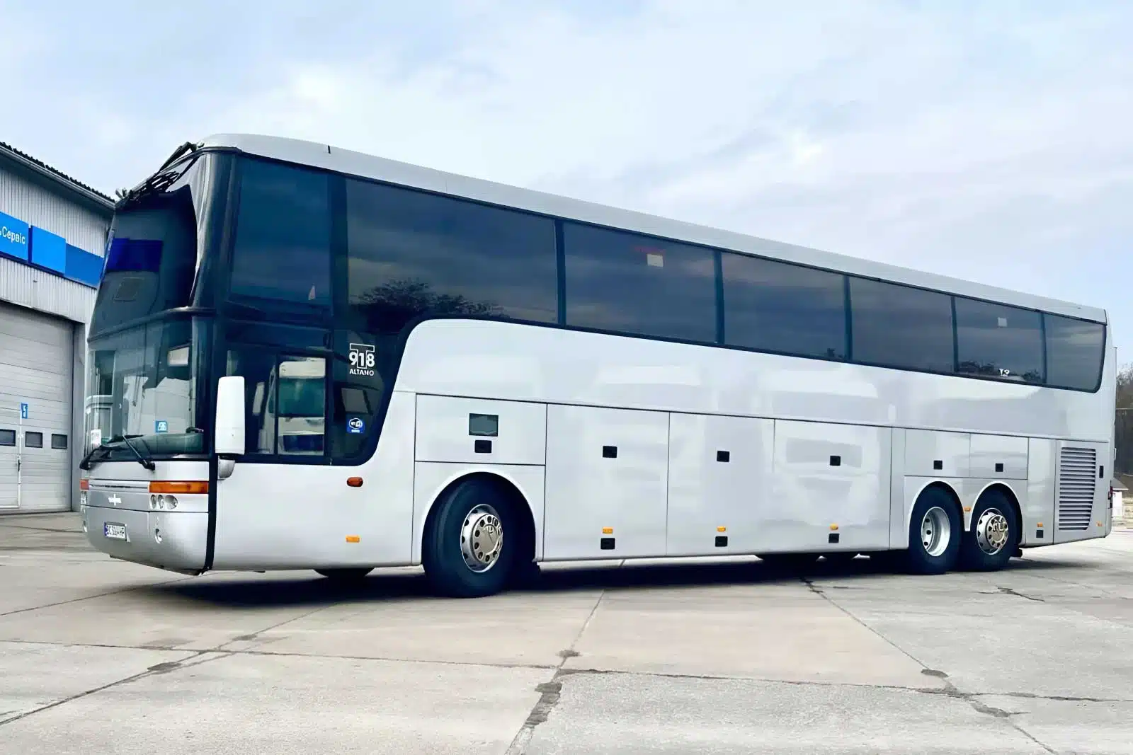 Van-Holl-918